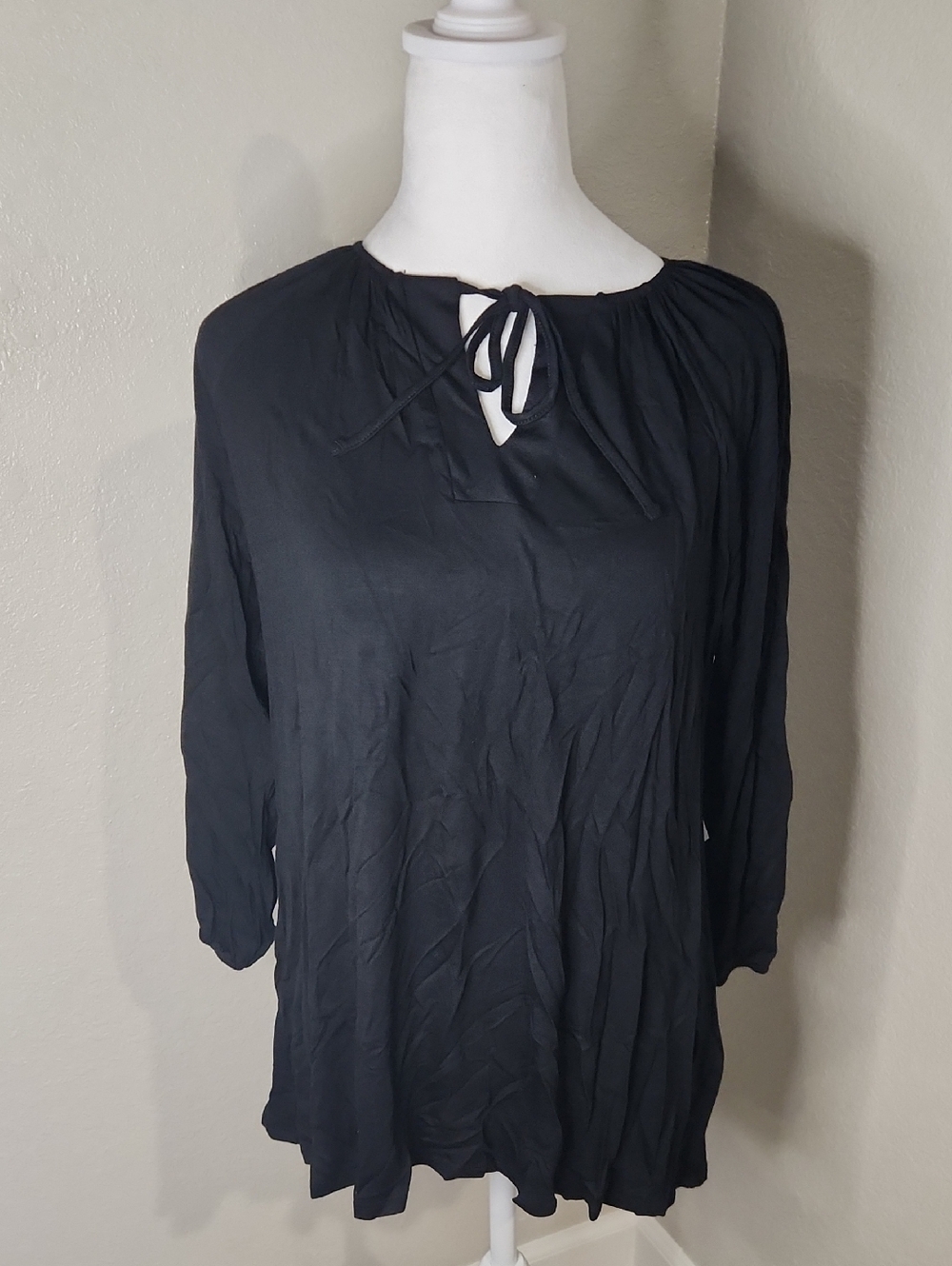 NWT Lularoe Black Tie-Neck Long Sleeve Tunic